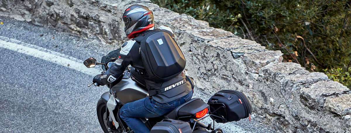 Sport-T Rucksack mit thermogeformter Schale, 22 L
