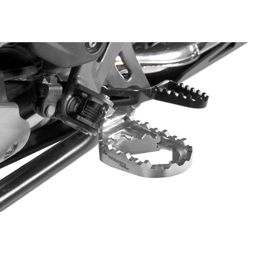Fernreisefußrasten "Works" niedrig für BMW R1300GS/ Adventure, R1250GS/ Adventure, R1200GS (LC)/ Adventure (LC), F900GS/ Adventure, F850GS/ Adventure, F800GS(2024-), F750GS