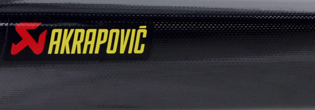 Akrapovic Hüllenkit Carbon Hülle, Nietbändern, Edelstahl- V4A Niete, Aufkleber