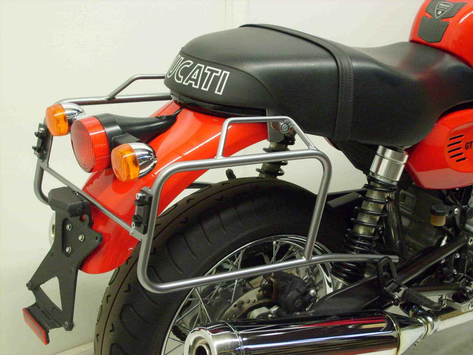 Seitenkofferträger festverschraubt schwarz für Ducati GT 1000 (2007-2010)
