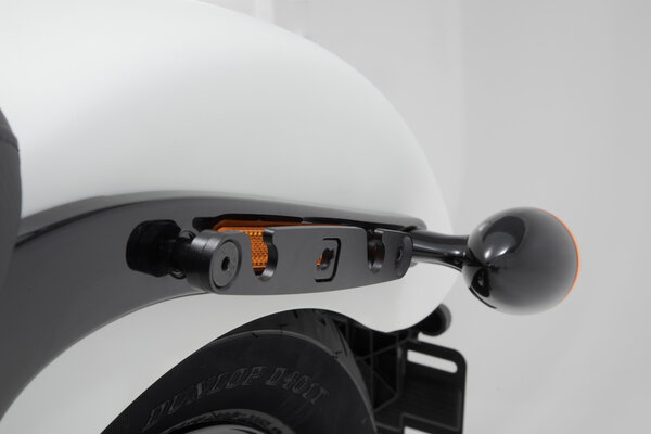 SLH Seitenträger LH2 links Harley-Davidson Softail Slim (17-). Für LH2.