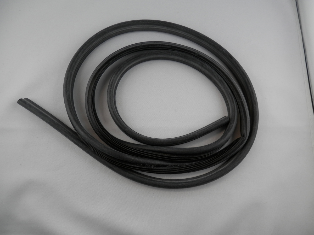Kofferdichtung schwarz für V46/V35