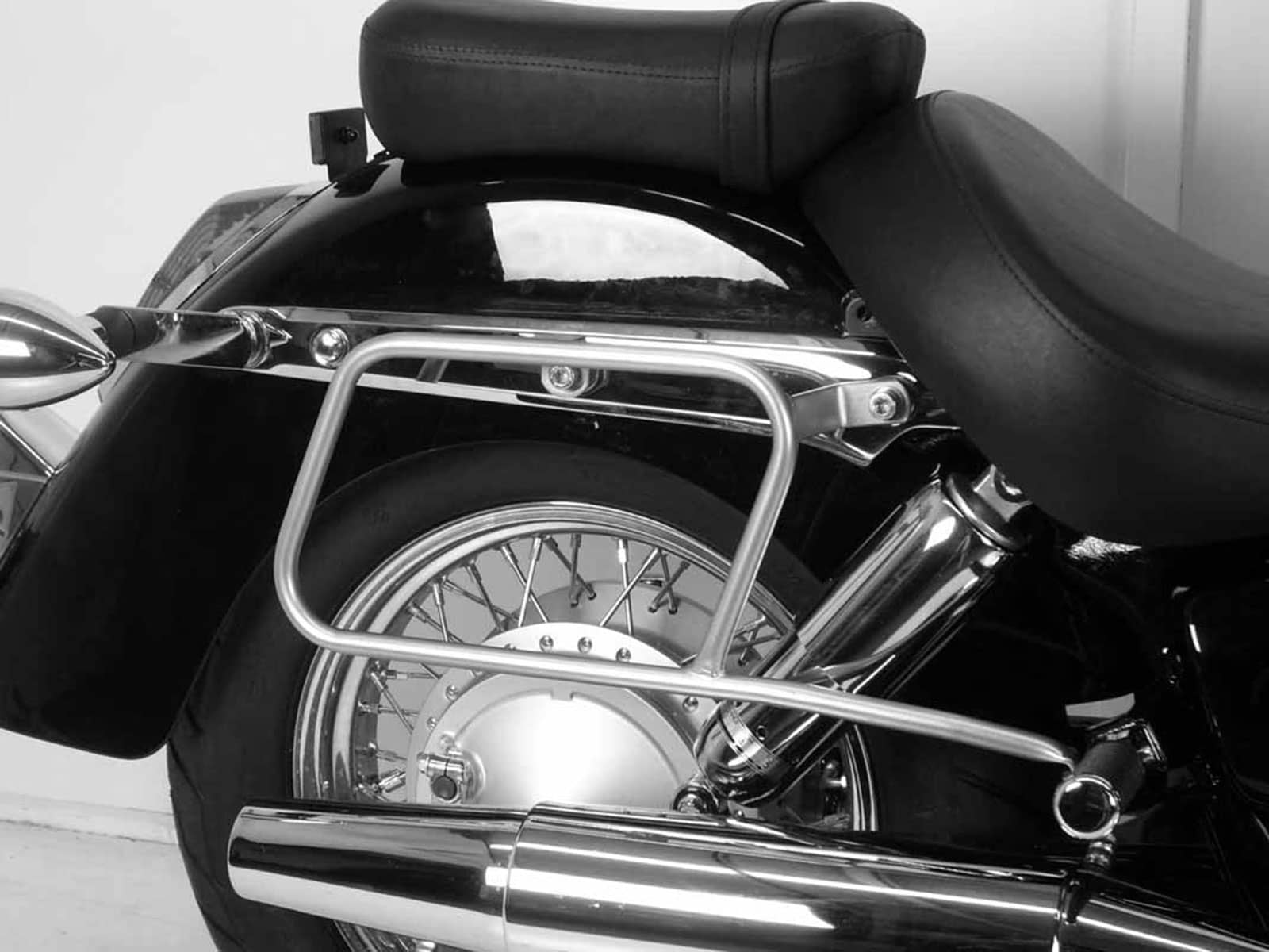 Rohr-Ledertaschenhalter chrom für Honda VT 750 Shadow (2008-)