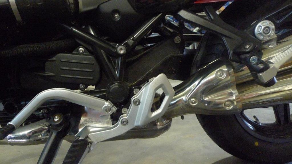Fußrastenadapter Fußrastentieferlegung Fahrer 20mm tiefer für BMW R12 