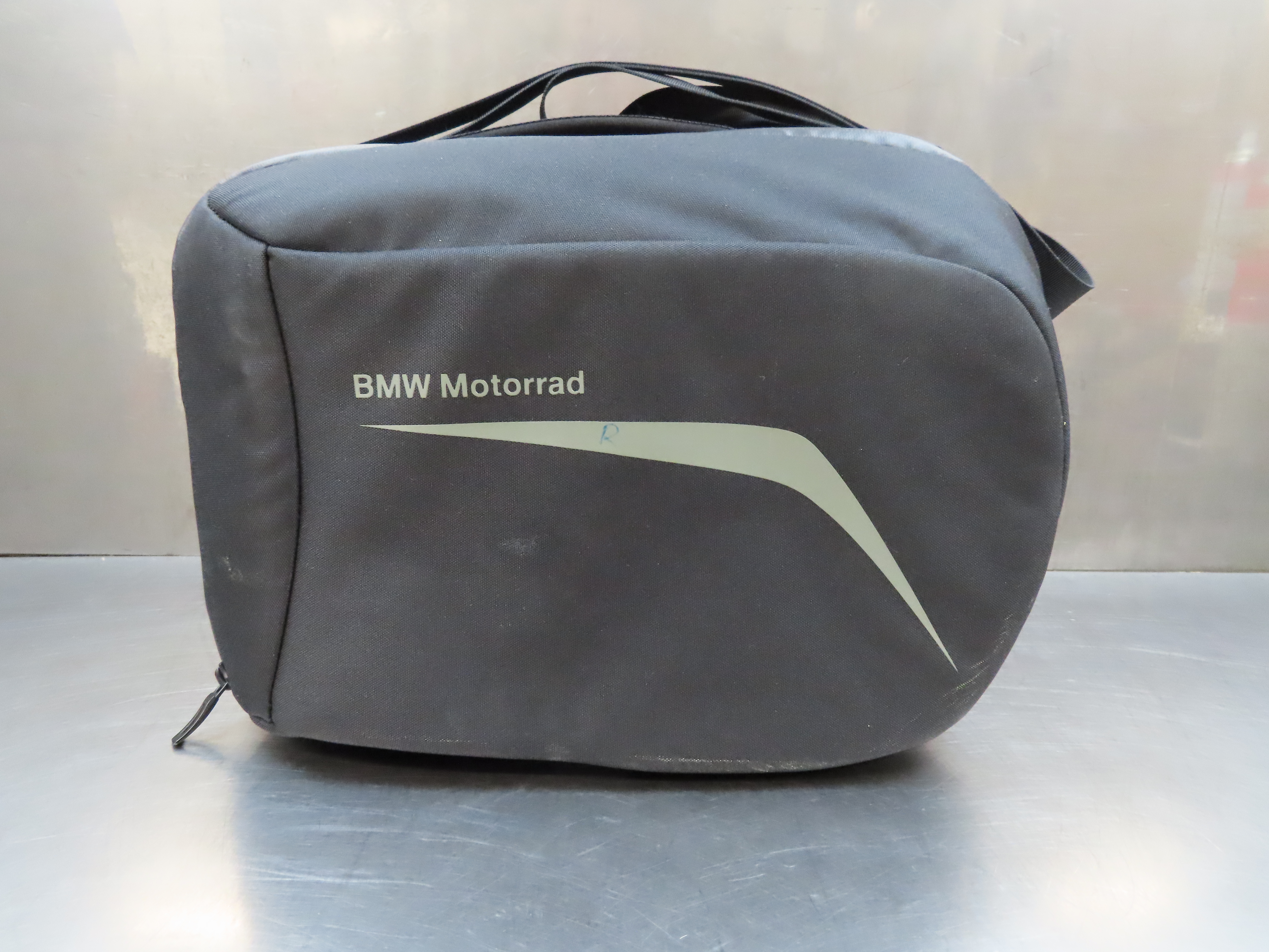 Original Innentasche für Tourenkoffer rechts für BMW R1250R R1250RS F900XR R1200R LC R1200RS LC