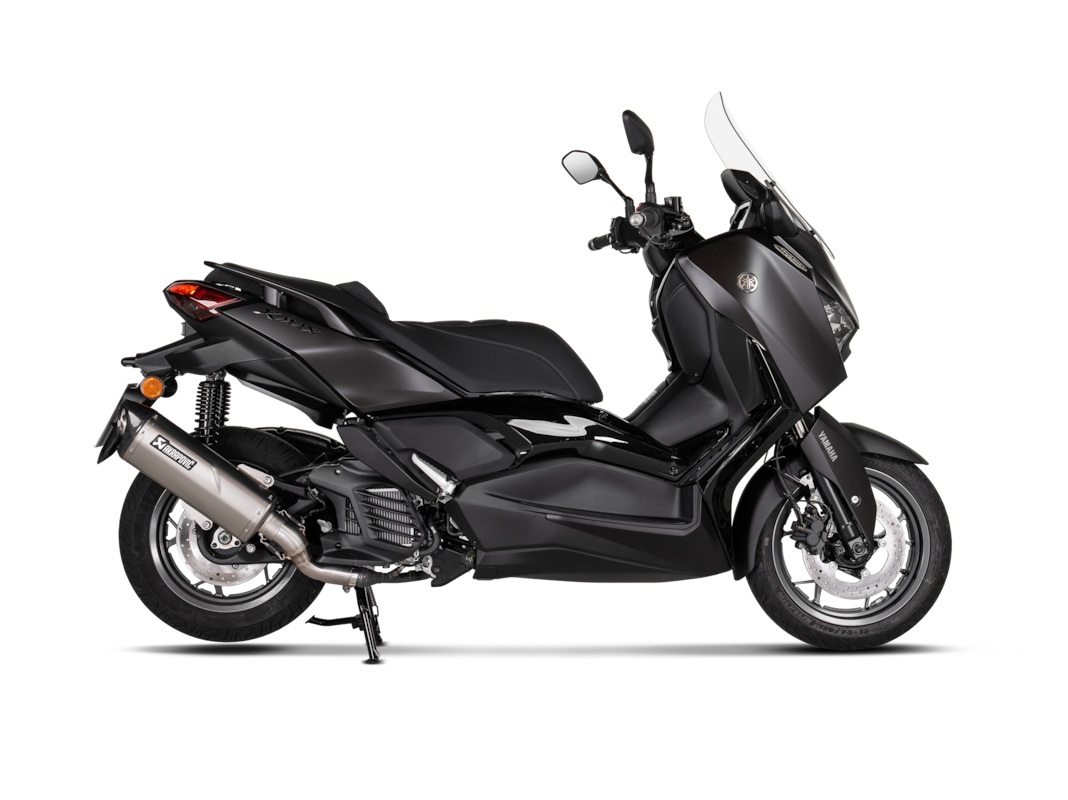 Akrapovic Auspuff Slip-On YAMAHA X-MAX 125 / X-MAX 125 Tech MAX