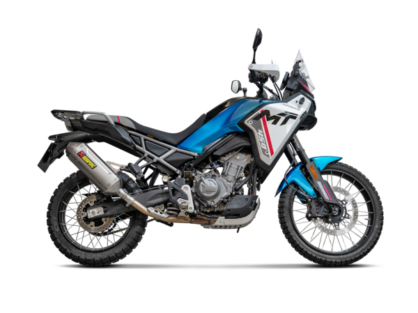 Akrapovic Auspuff Slip-On CF MOTO 450 MT / 450 IBEX
