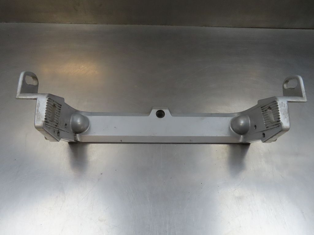 Trägerteil vorne Scheinwerferhalter 46632313543 für BMW R1100GS R850GS