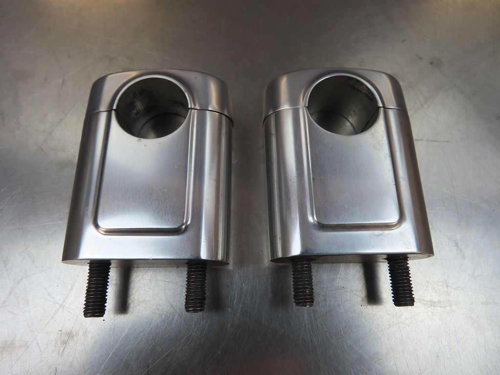 Lenker Klemmbock oben und unten D=28MM für BMW R1200C + Independent