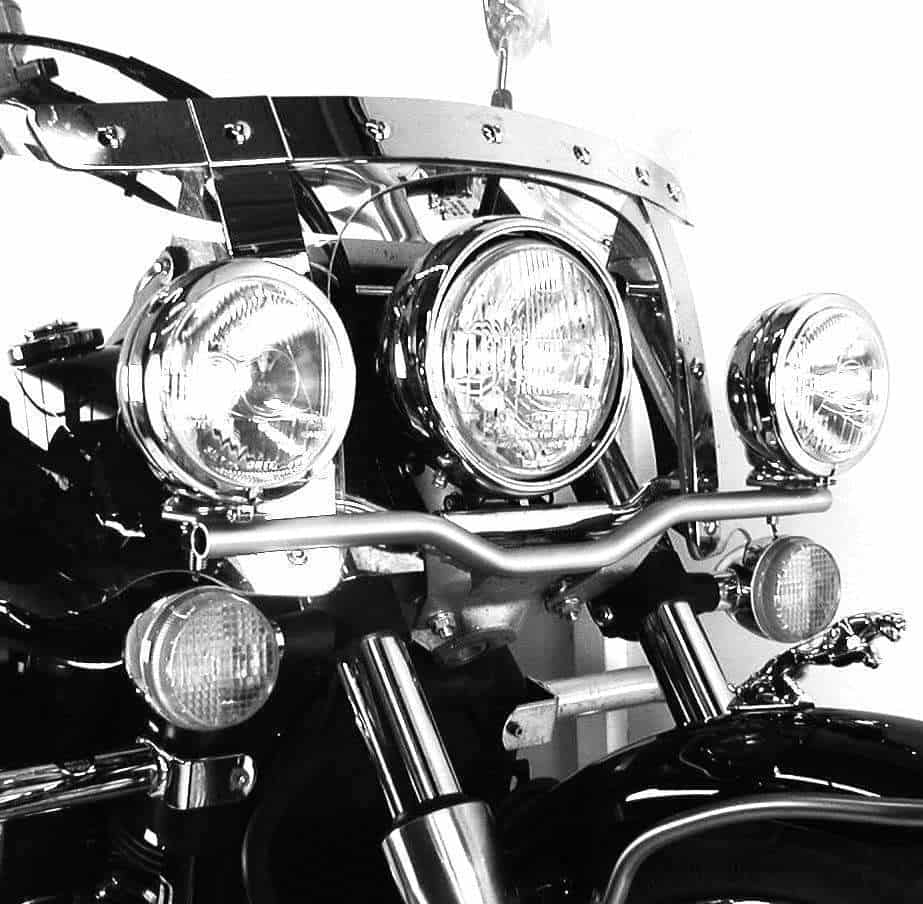 Twinlight Zusatzscheinwerferset (Fernlicht) inkl. Halter und Kabel für Modell mit Scheibe chrom für Honda VT 750 Shadow Spirit (2007-2013)