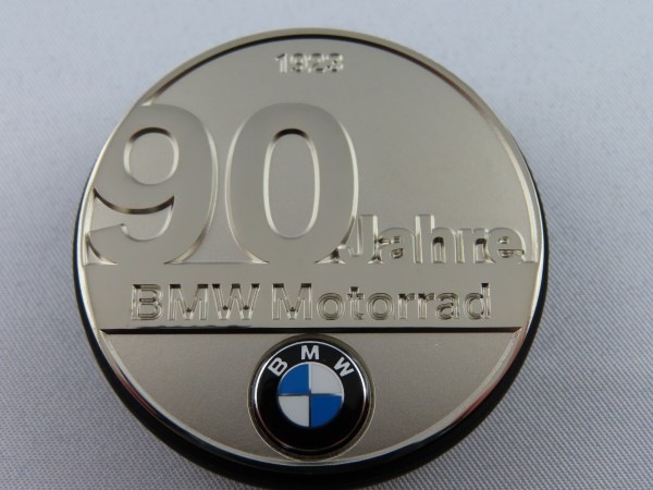 Plakette Emblem D=45MM Logo 90 Jahre BMW für Lenkkopfabdeckung der R 1200 R RT GS Adv. bis 2013