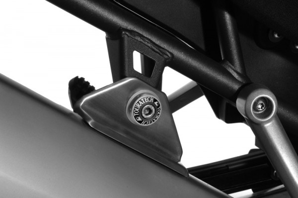 Abdeckkappe Endschalldämpferbefestigung schwarz eloxiert für Triumph Tiger 800 800XC 800XCx Explorer